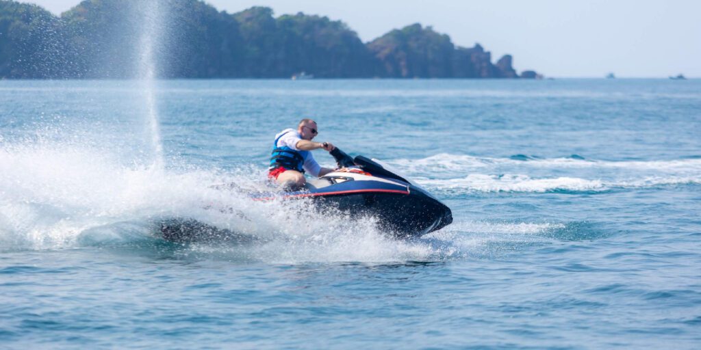 Explore India’s 10 Best Water Sports Spots for Thrilling Experiences | Travel Rethink Ways 14 Adventure images 07