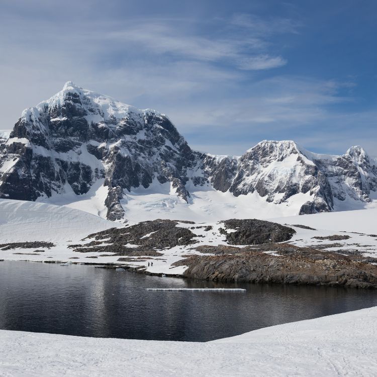 travel-rethinkways-antarctica03