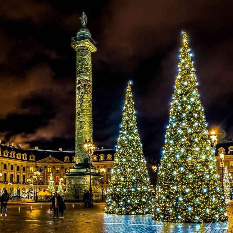 Top 10 International Destinations to Celebrate Christmas 2026 | Travel Rethink Ways 6 Christmas-06