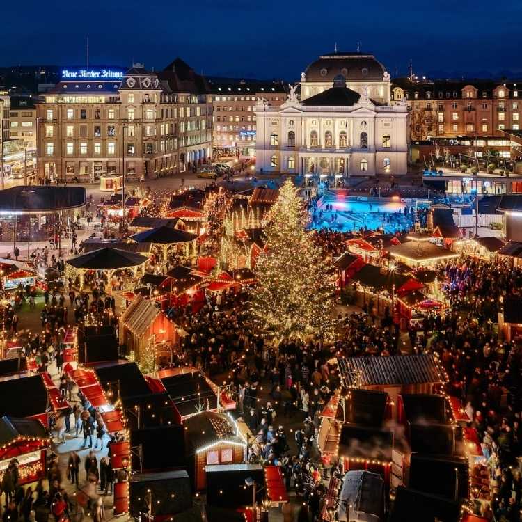 Top 10 International Destinations to Celebrate Christmas 2026 | Travel Rethink Ways 10 Christmas-10