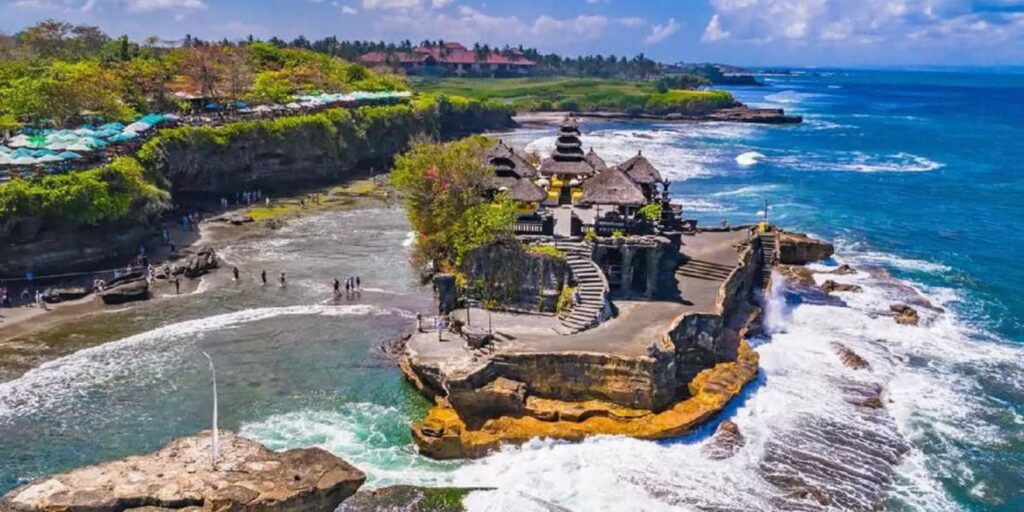 rethinkways-Tanah Lot Temple