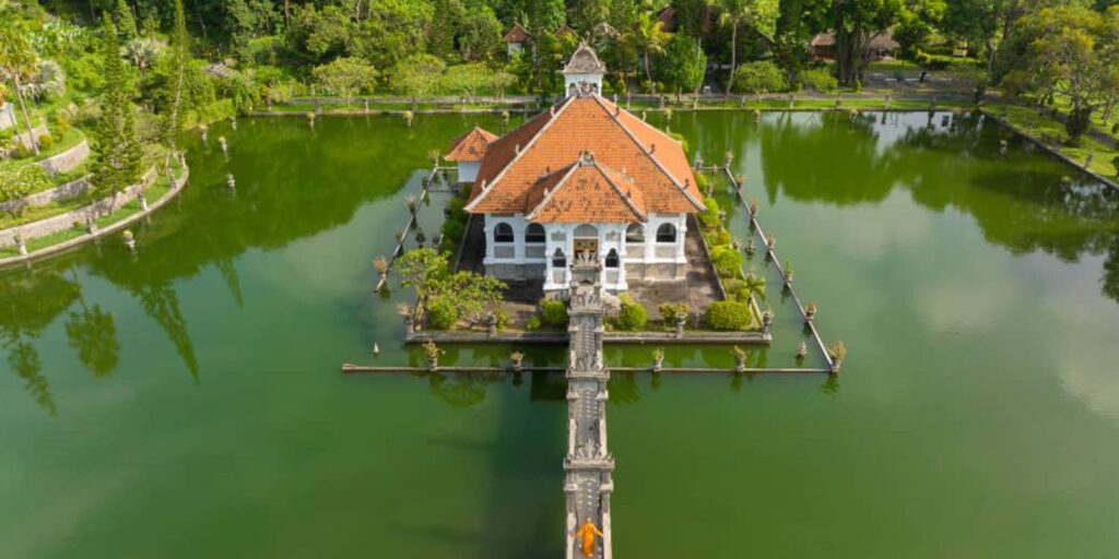 rethinkways-Ujung Water Palace