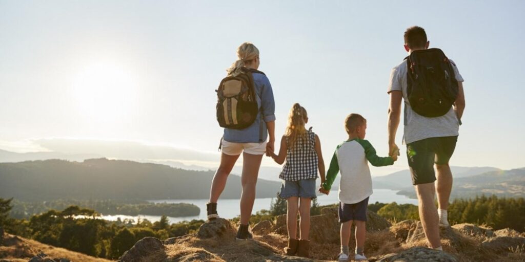 rethinkways-international-family-trip-cost-reduce