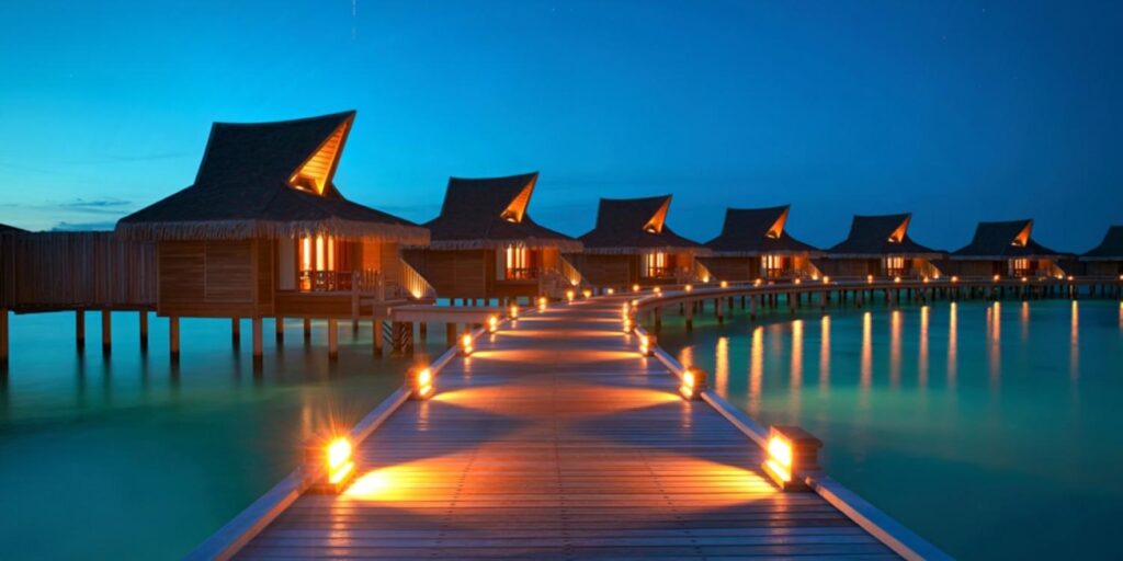 rethinkways-maldives-honeymoon-luxury-resorts
