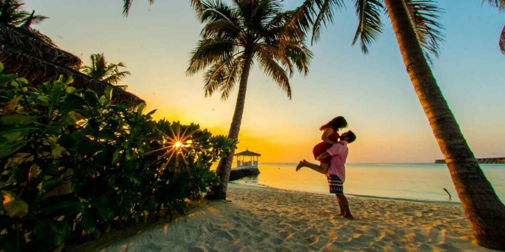 rethinkways-maldives-honeymoon-romantic