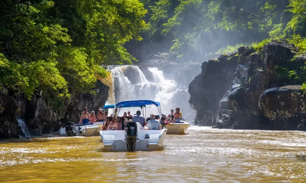 tamaraind-falls