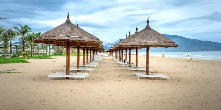 Bang-Beach