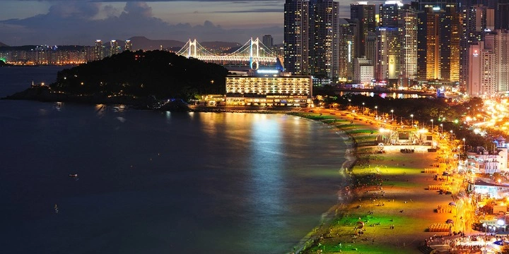 South Korea Attractions: 30 Must-Visit Places & Experiences for an Unforgettable Trip| Travel Rethink Ways 22 Haeundae-Beach.