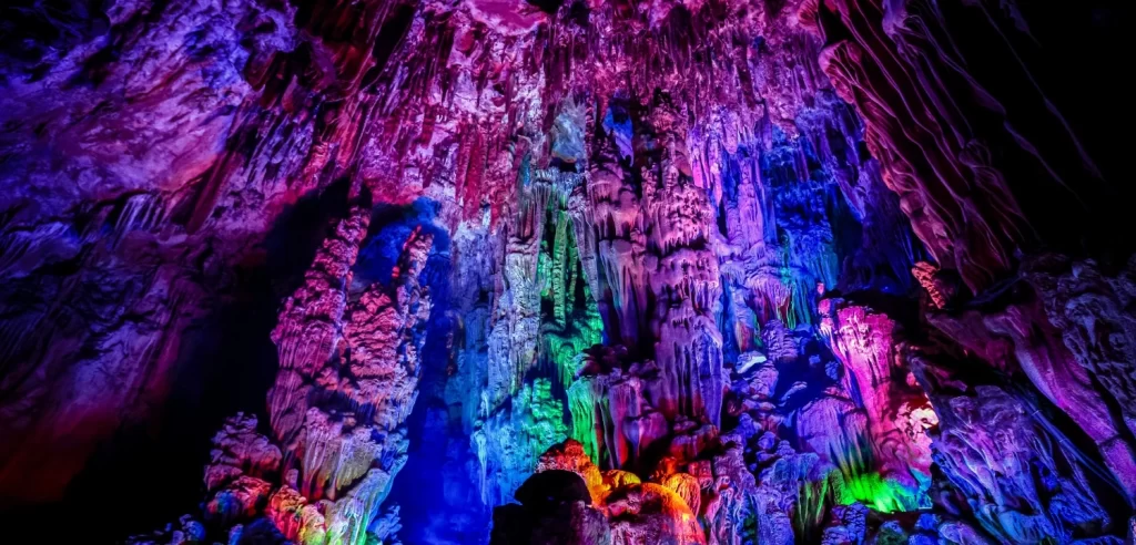 China Bucket List: 30 Amazing Attractions | Travel Rethink Ways 29 reed flute cave