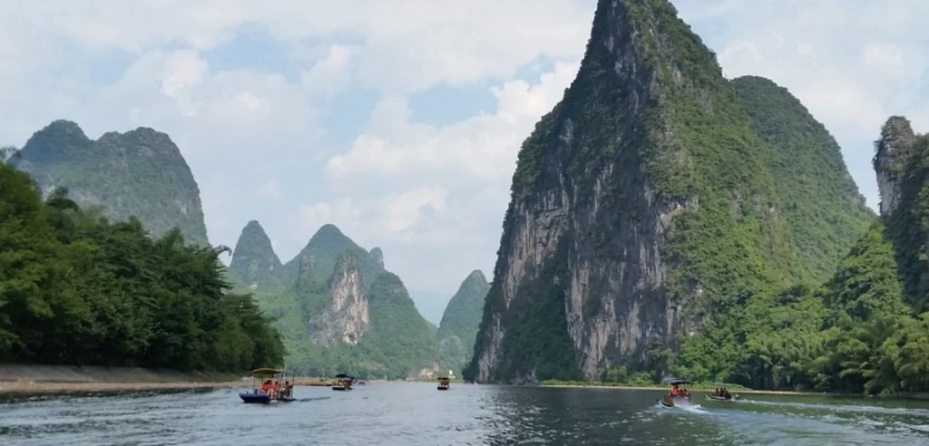 China Bucket List: 30 Amazing Attractions | Travel Rethink Ways 23 yangshuo