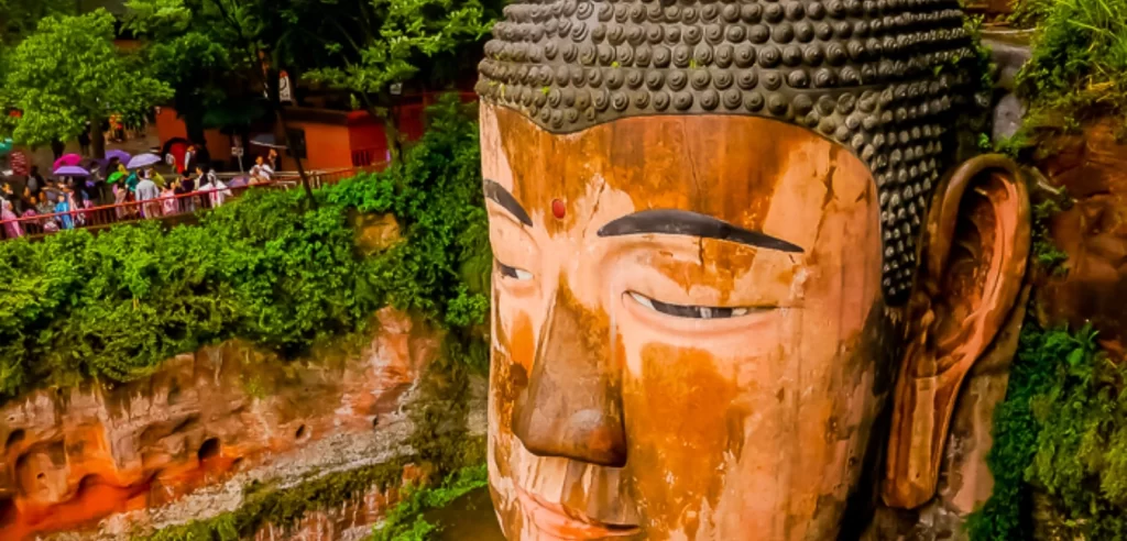 China Bucket List: 30 Amazing Attractions | Travel Rethink Ways 8 leshan giant buddha