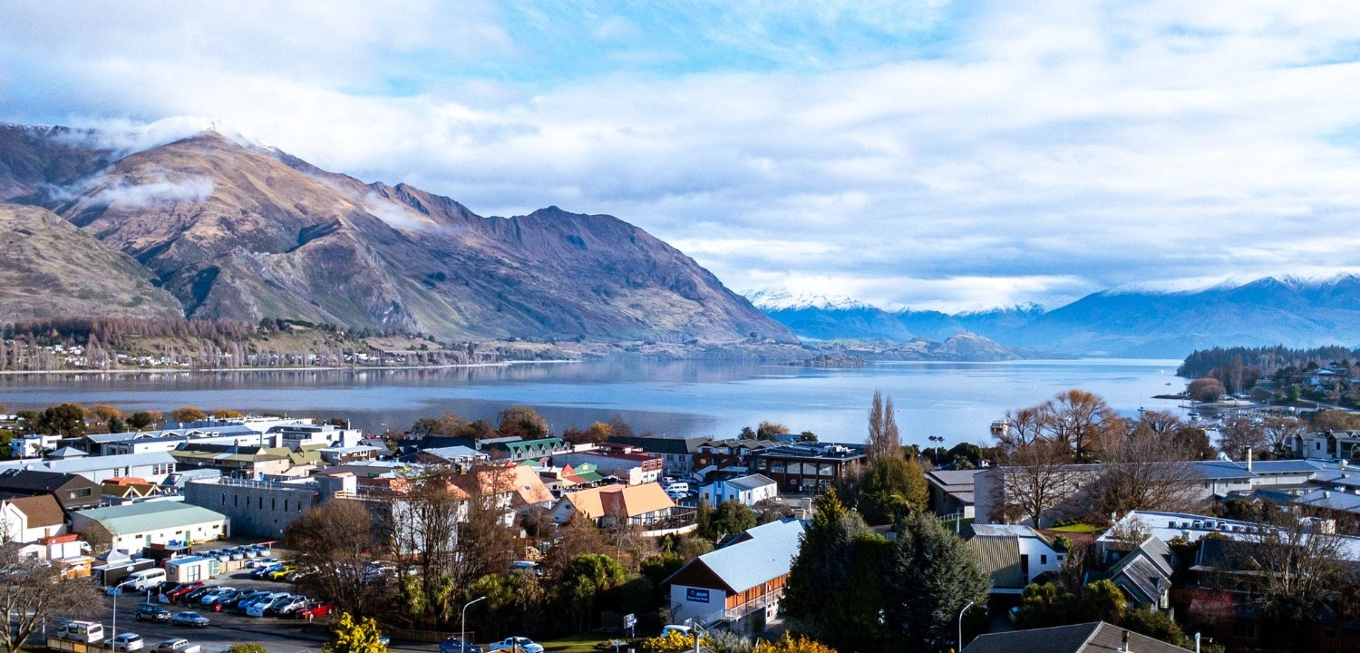 Top New Zealand Attractions: 25 Places to Explore | Travel Rethink Ways 6 New-Zeeland-Wanaka