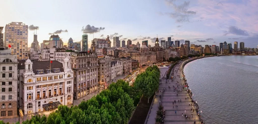 China Bucket List: 30 Amazing Attractions | Travel Rethink Ways 10 shanghai bund