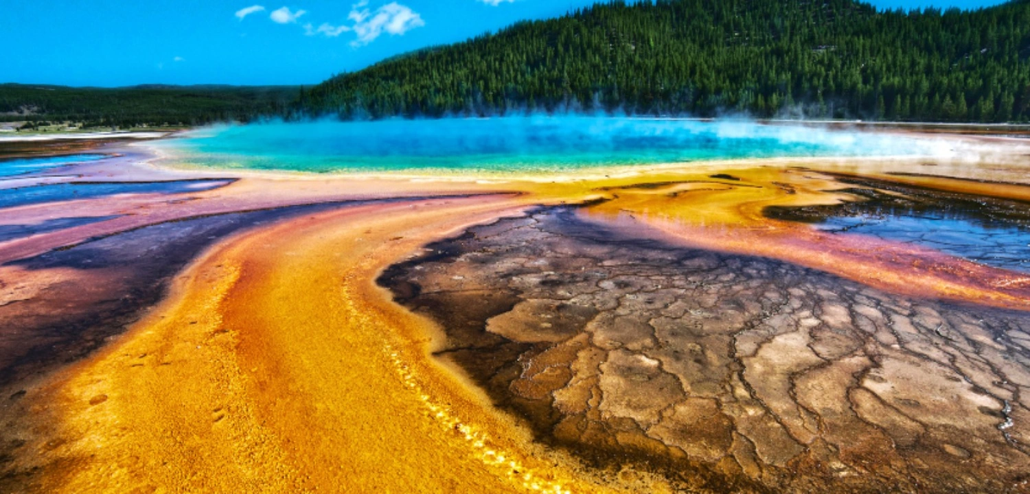 United States Attractions: 30 Incredible Places You Must Visit | Travel Rethink Ways 11 USA-Yellowstone