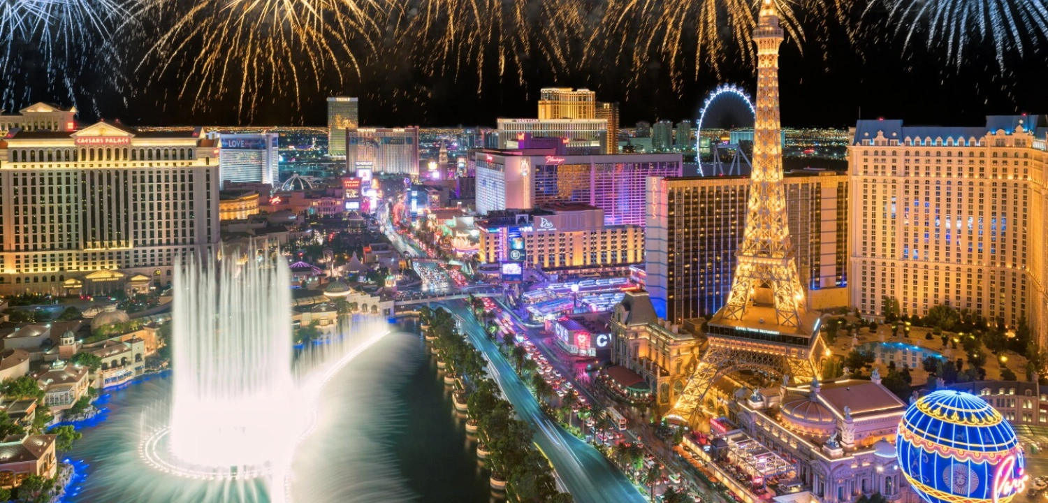 United States Attractions: 30 Incredible Places You Must Visit | Travel Rethink Ways 5 USA-attraction-Las-Vegas