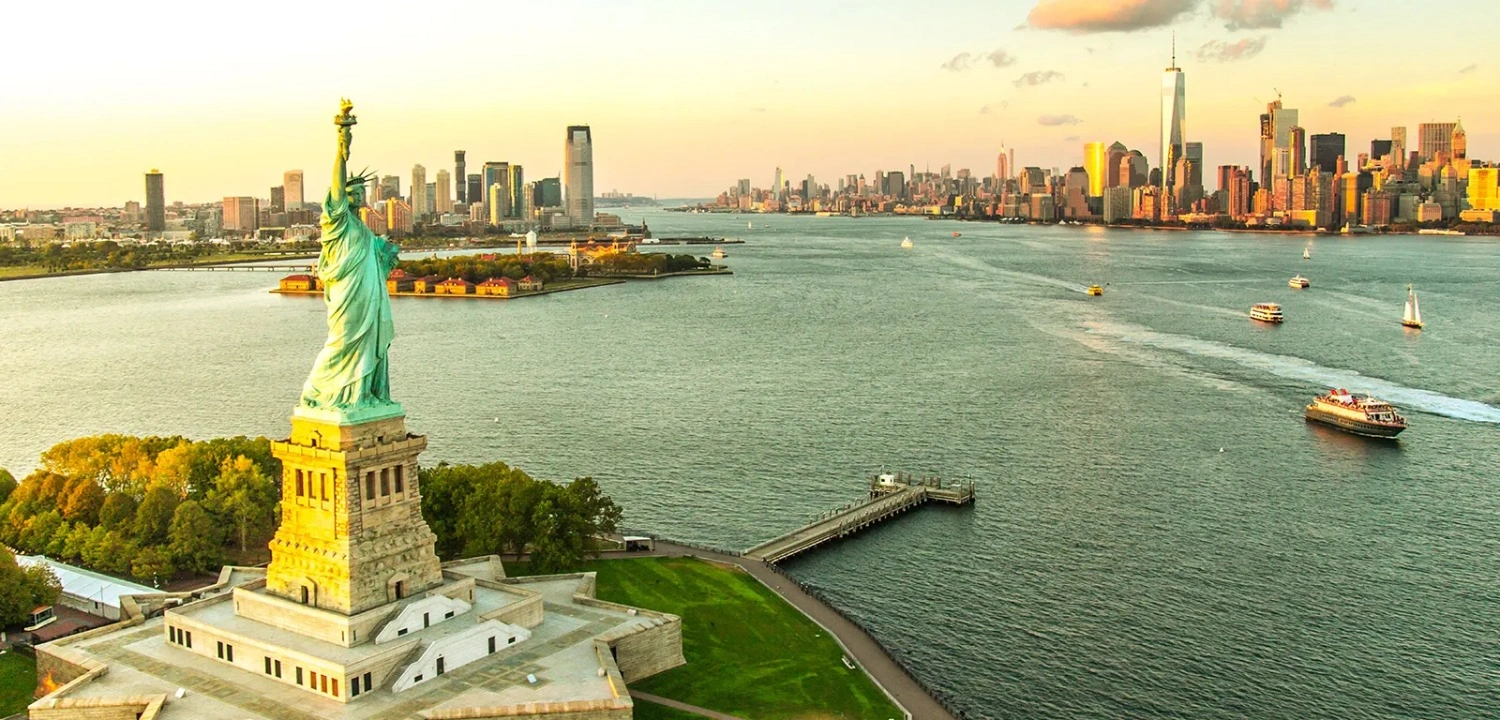 United States Attractions: 30 Incredible Places You Must Visit | Travel Rethink Ways 2 Statue-of-Liberty