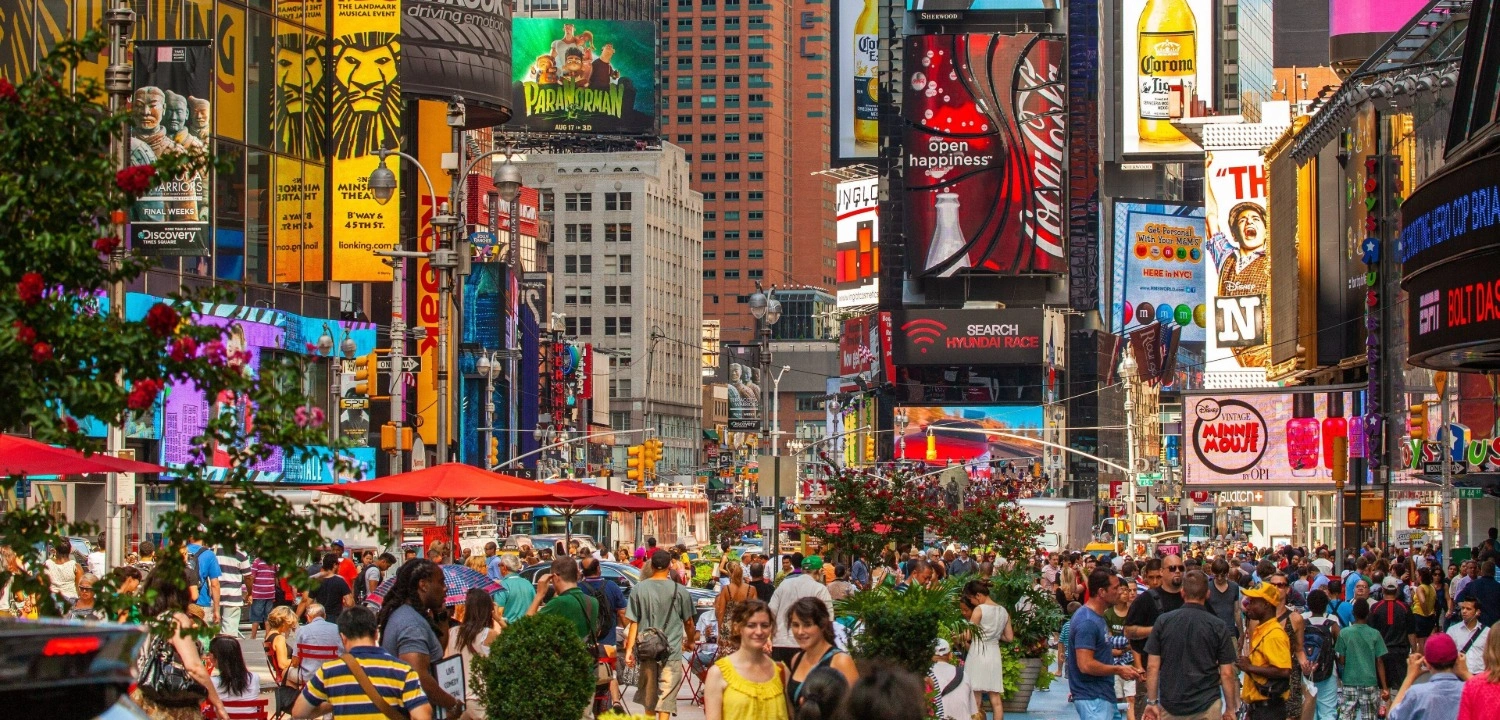 United States Attractions: 30 Incredible Places You Must Visit | Travel Rethink Ways 3 USA-attraction-Times-Square.