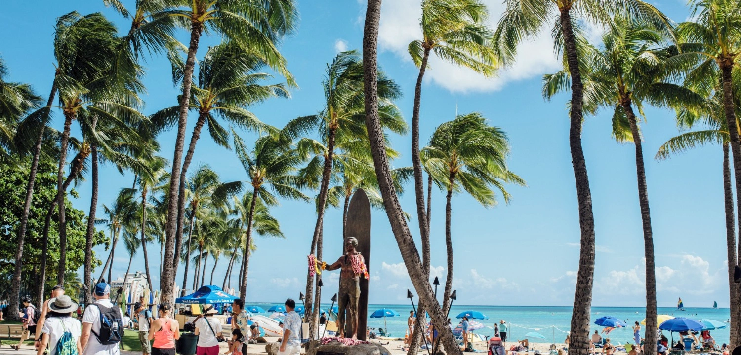United States Attractions: 30 Incredible Places You Must Visit | Travel Rethink Ways 20 USA-attraction-Waikiki-Beach.