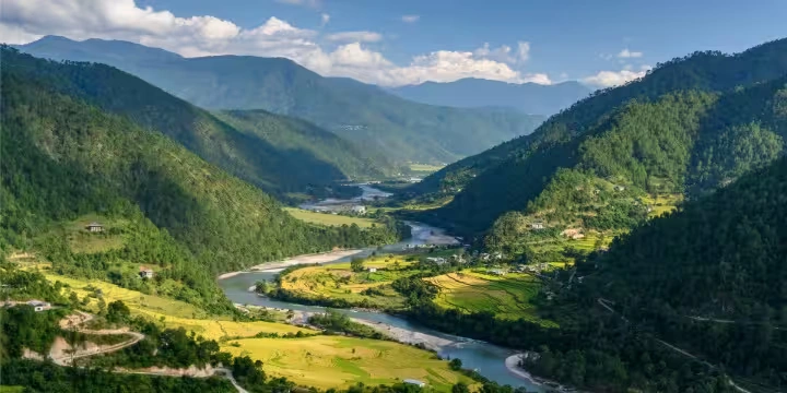 Bhutan Attractions: 30 Peaceful Places To Explore| Travel Rethink Ways 12 Punakha-Valley