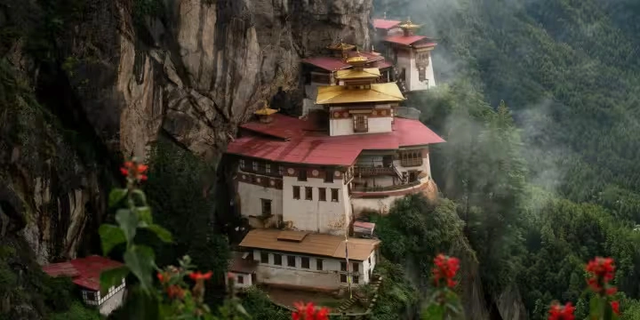 Bhutan Attractions: 30 Peaceful Places To Explore| Travel Rethink Ways 1 bhutan-attraction-cover