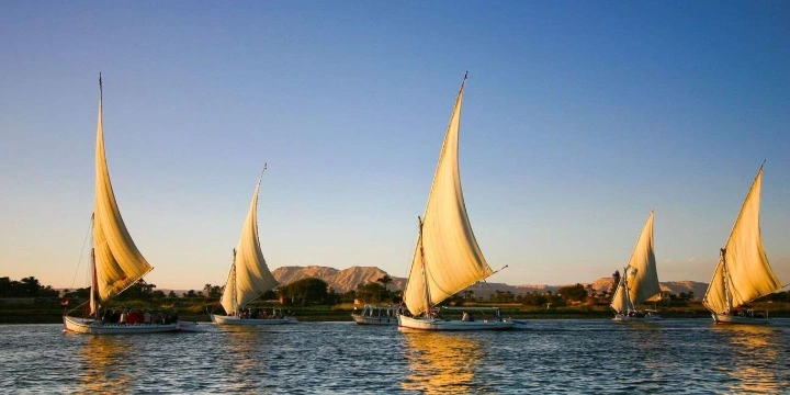 Egypt Attractions: 30 Incredible Places & Ancient Wonders You Must Visit | Travel Rethink Ways 31 Felucca-Ride-Nile
