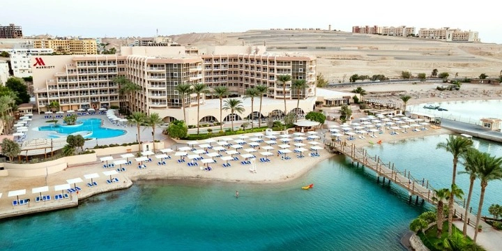 Egypt Attractions: 30 Incredible Places & Ancient Wonders You Must Visit | Travel Rethink Ways 17 Hurghada