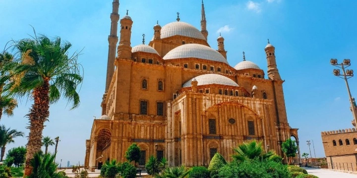 Egypt Attractions: 30 Incredible Places & Ancient Wonders You Must Visit | Travel Rethink Ways 7 Mosque.