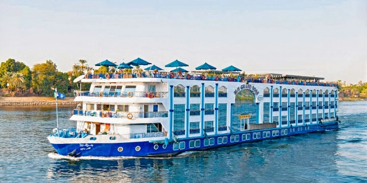 Egypt Attractions: 30 Incredible Places & Ancient Wonders You Must Visit | Travel Rethink Ways 13 Nile-River-Cruise
