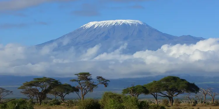 Tanzania Attractions: 33 Incredible Experiences | Travel Rethink Ways 9 Mountkilimanjaro